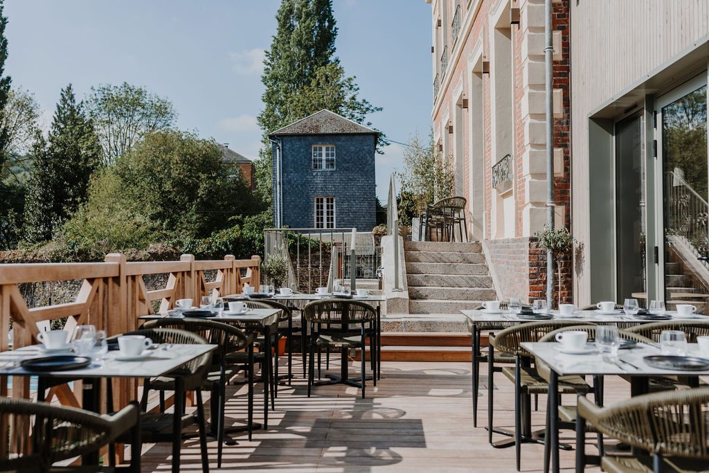 Terrasse vue piscine